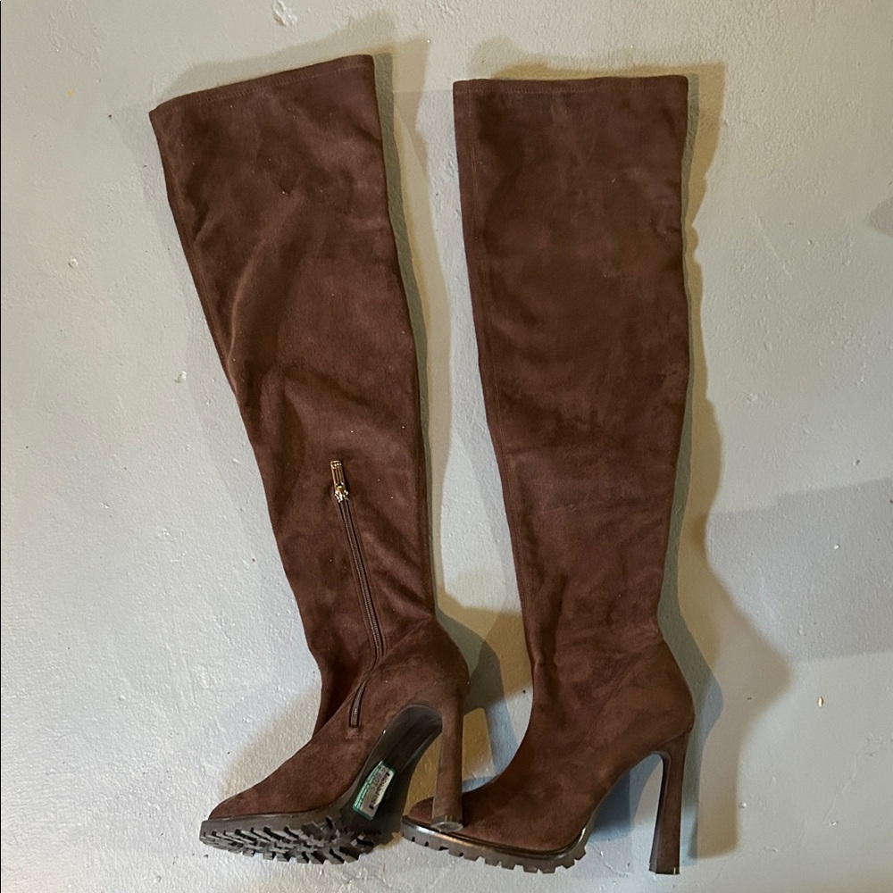 JLo, Jennifer Lopez Elegant Brown Suede Stretch Over the Knee Women's Boots, 9M - Picture 4 of 8